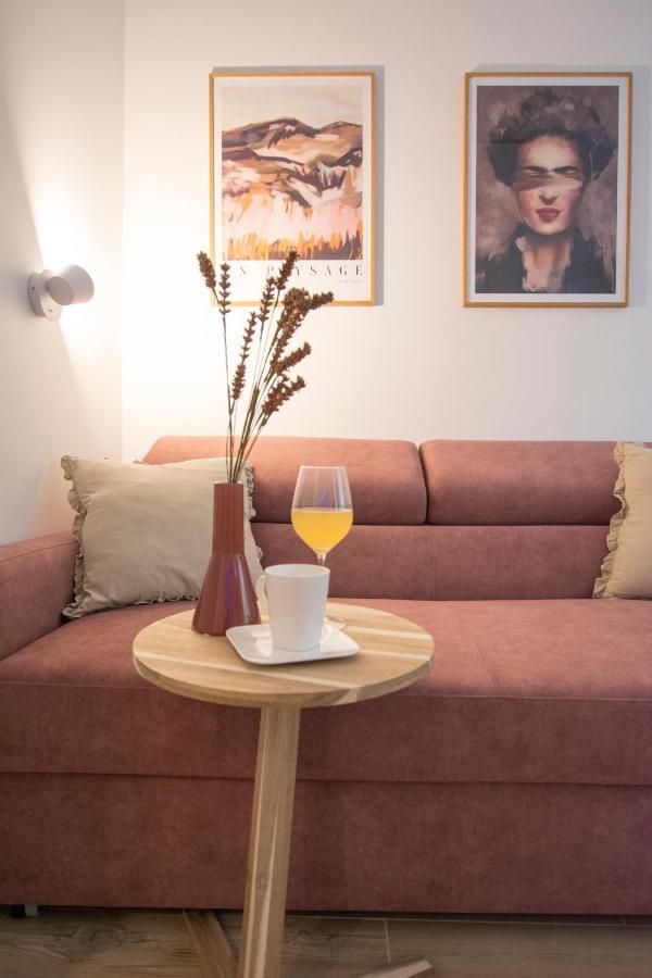 Apartament Grzaniec ชกลาร์สกา ปอเรมบา ภายนอก รูปภาพ
