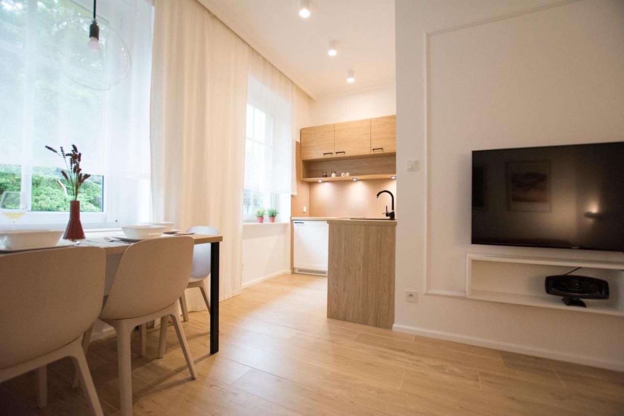 Apartament Grzaniec ชกลาร์สกา ปอเรมบา ภายนอก รูปภาพ